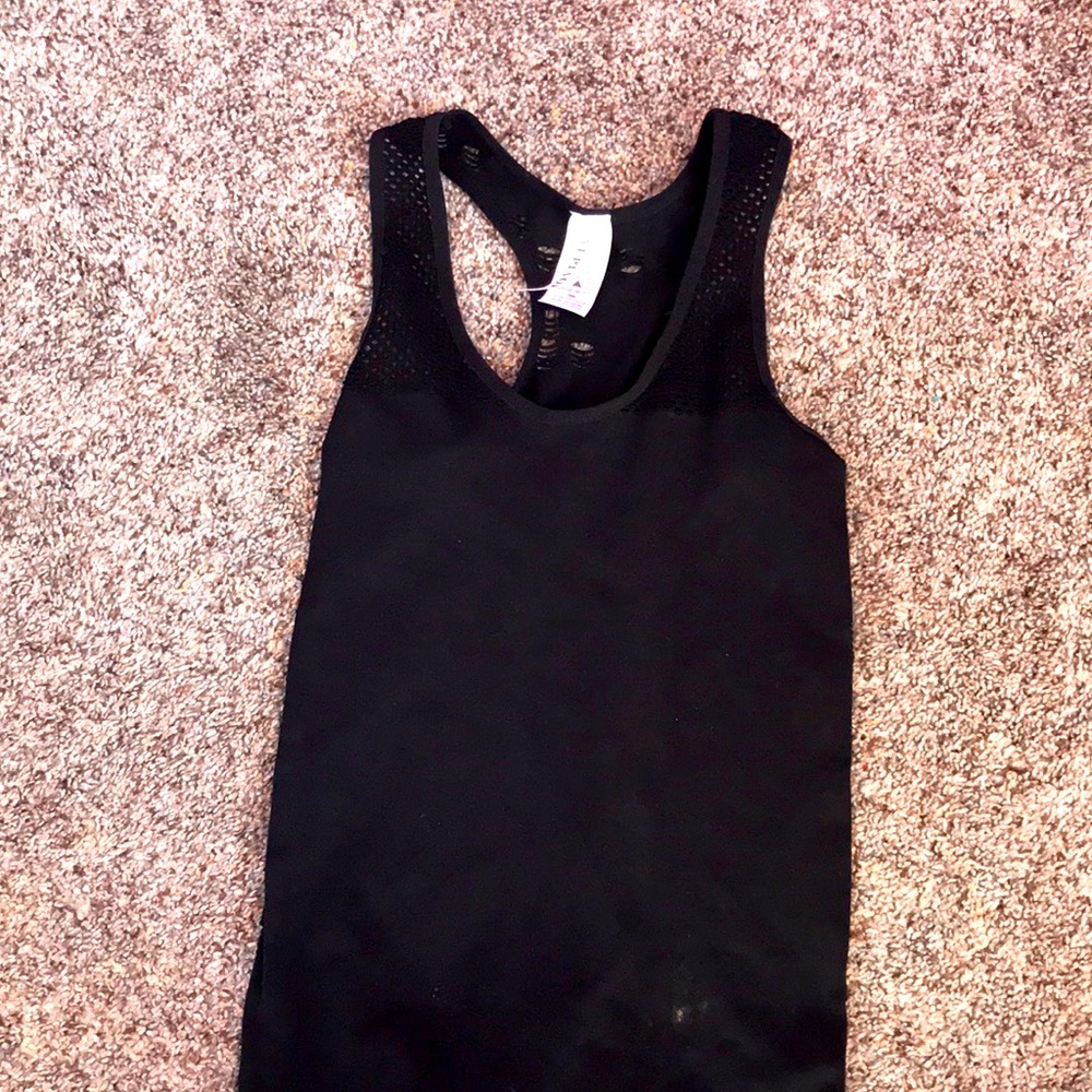 Yepiaopiao active shirt